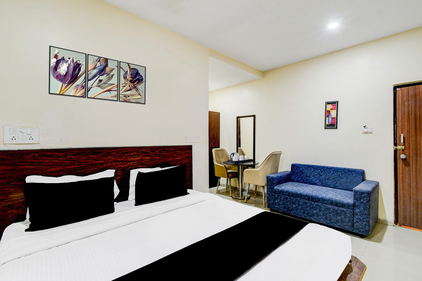 super collection o abids hyderabad formerly varaahi inn