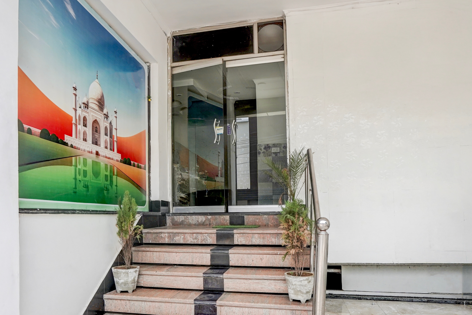 Hotel O Shilpgram Formerly Hotel Rk Palace,Taj Nagri,3 star