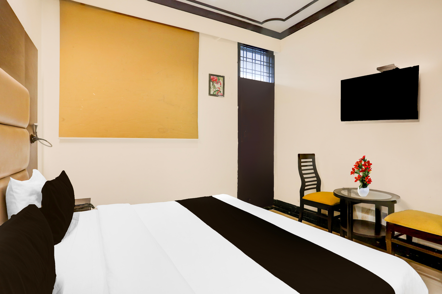 super townhouse sushant lok phase 1 formerly hotel neven