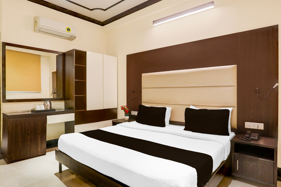 super townhouse sushant lok phase 1 formerly hotel neven