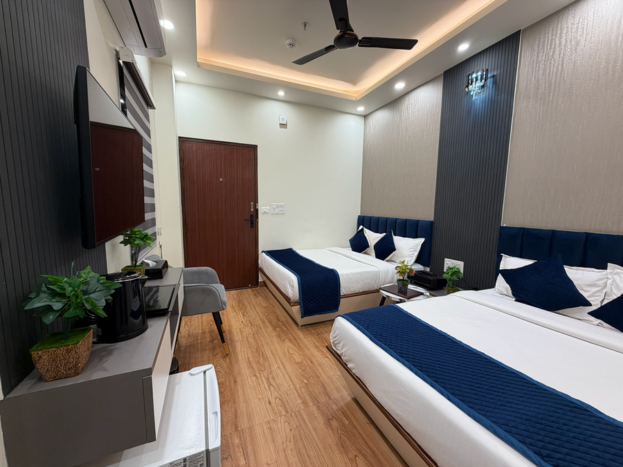 aanchal palace hotel