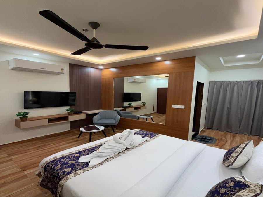 aanchal palace hotel