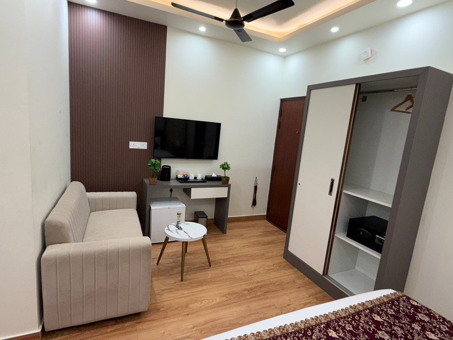 aanchal palace hotel