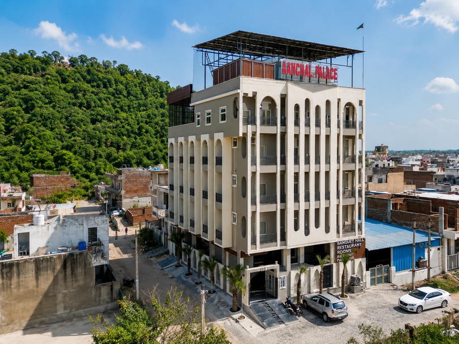 Aanchal Palace Hotel,,3 star