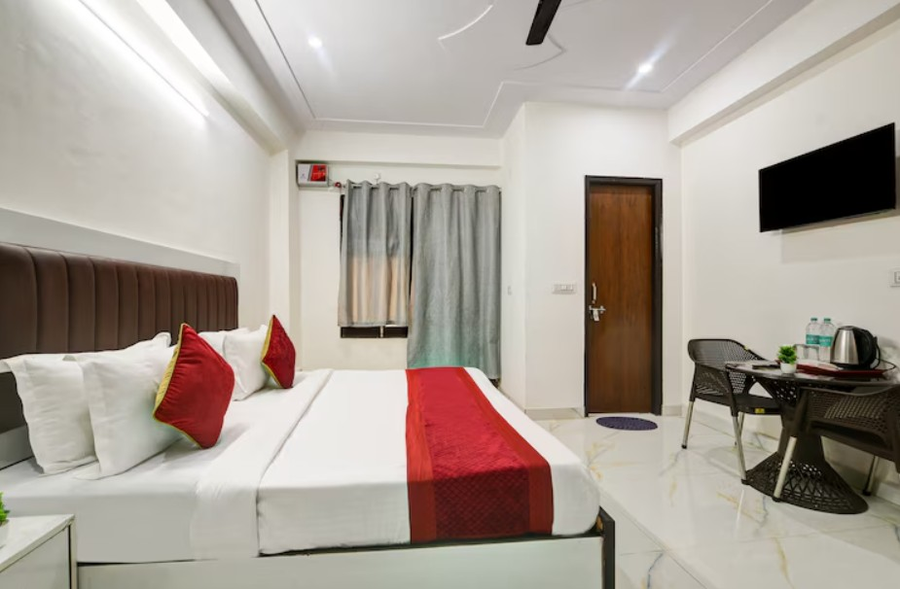 hotel krishna tower