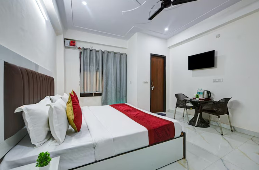 hotel krishna tower