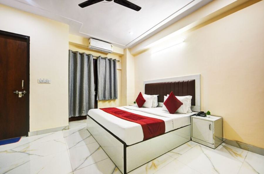 hotel krishna tower