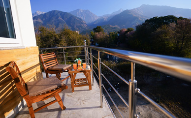 hotel sparrow dharamshala