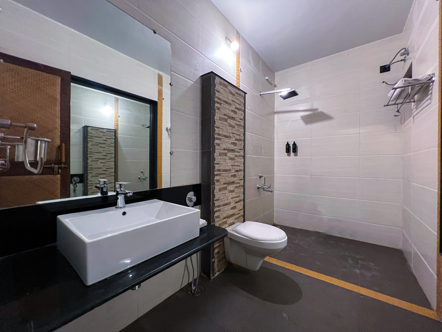 yash resort