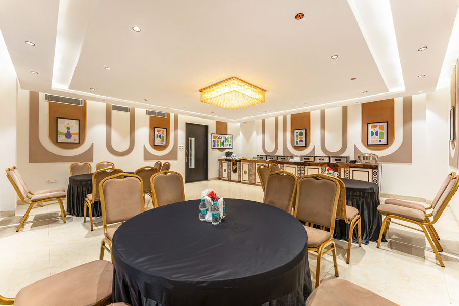 treebo premium landmark prayagraj