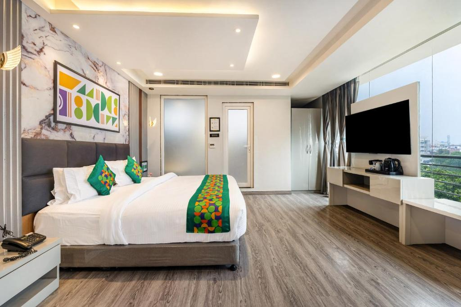 treebo premium landmark prayagraj