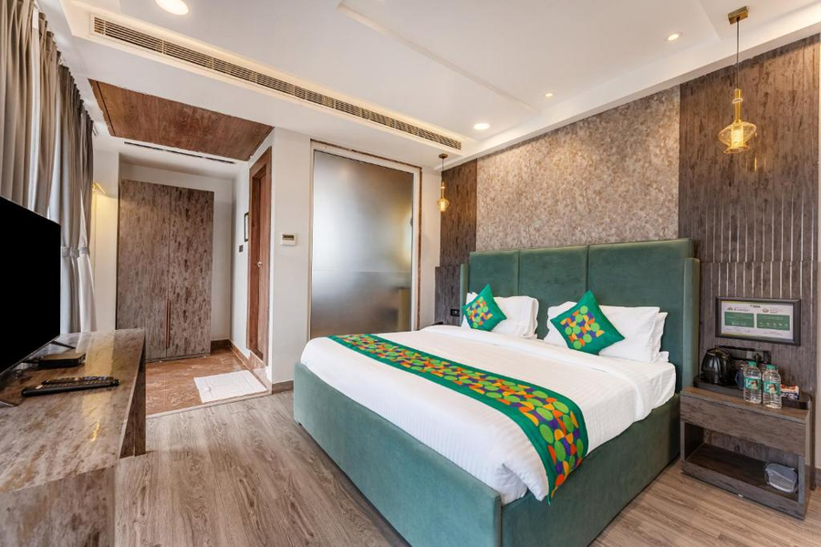 treebo premium landmark prayagraj