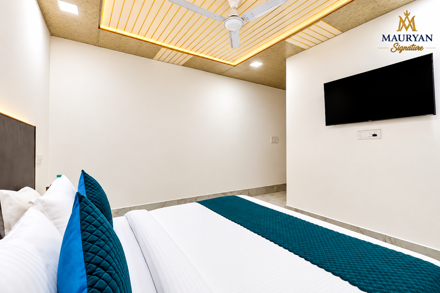 mauryan signature hotel devli khanpur