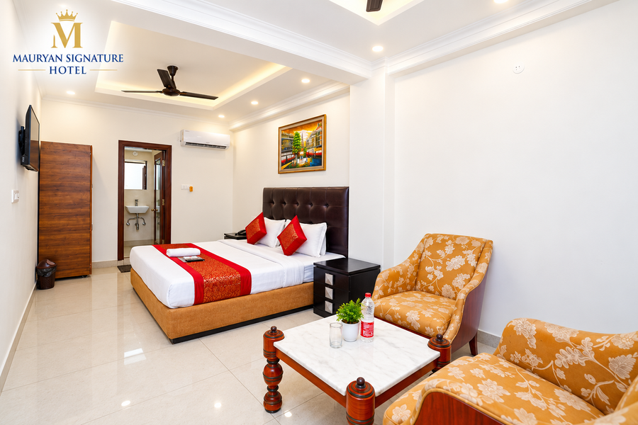 hotel moon taj near yashobhoomi