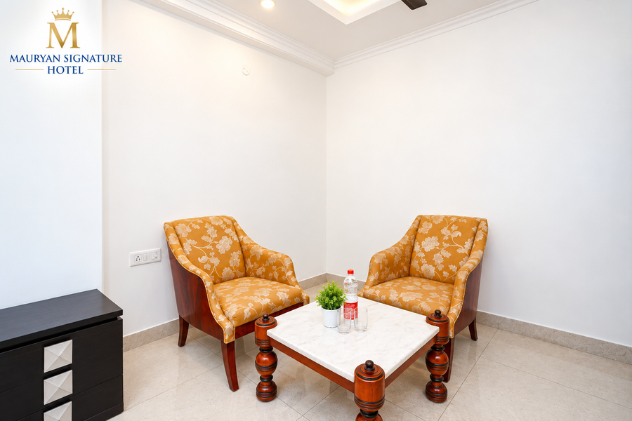 hotel moon taj near yashobhoomi