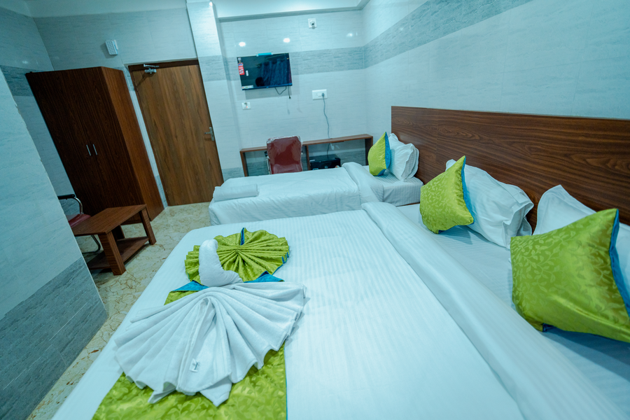 hotel mirka plaza