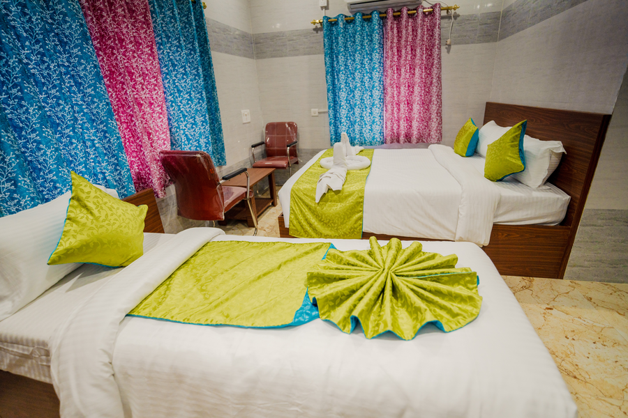 hotel mirka plaza