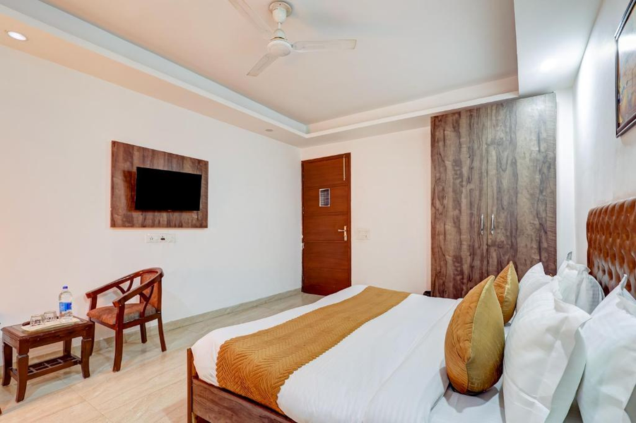 hotel aron by the premium villa