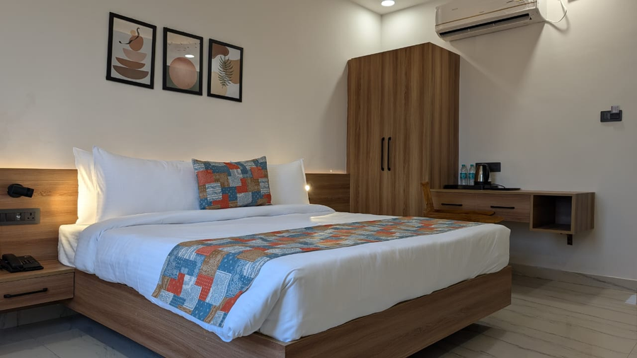 hotel the vijay paradise