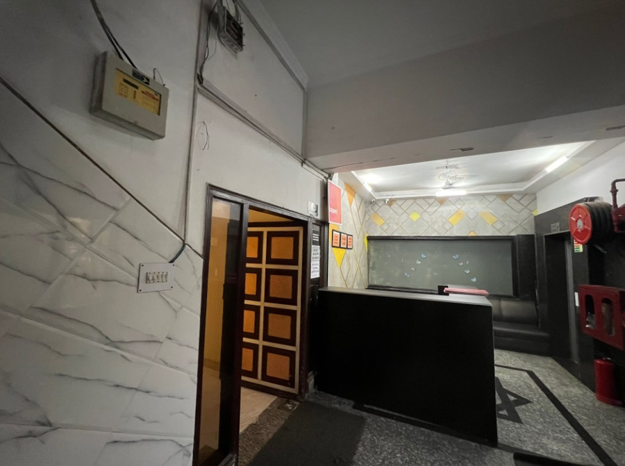 Hotel Lagoona And Banquet Hall,,3 star