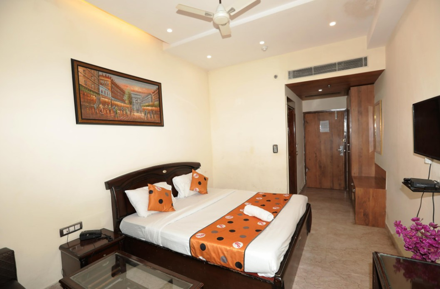 hotel lagoona and banquet hall