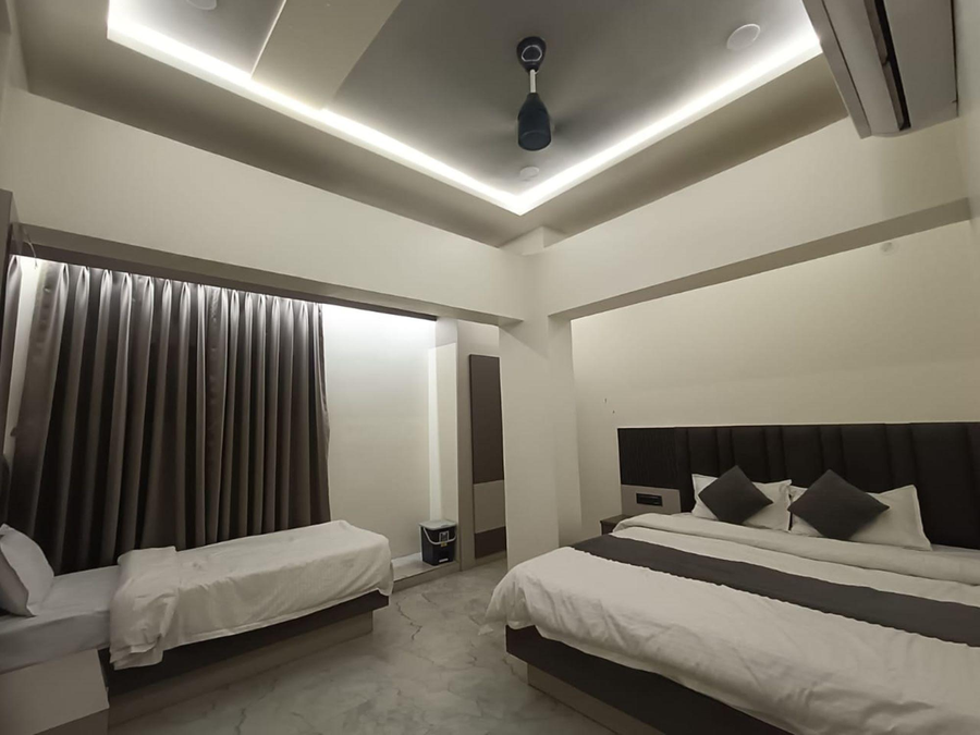 hotel raj residency