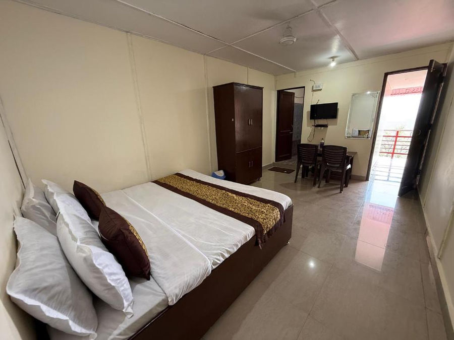 hotel the premium villa himalaya hill