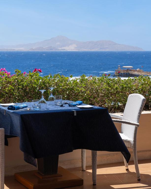 cleopatra luxury resort sharm el sheikh