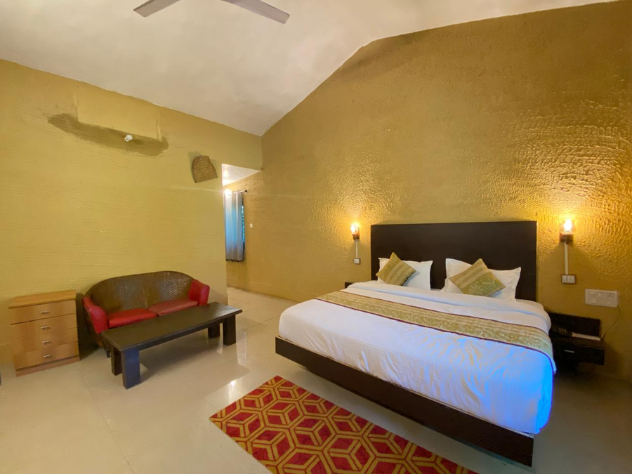 The Harikanta Corbett Resort,,2 star