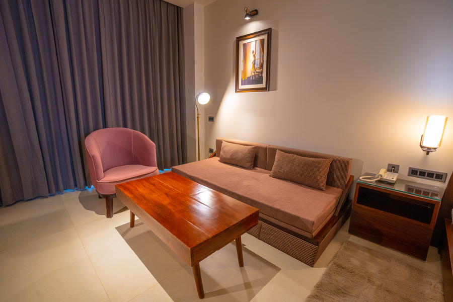 pleasant tree hotel