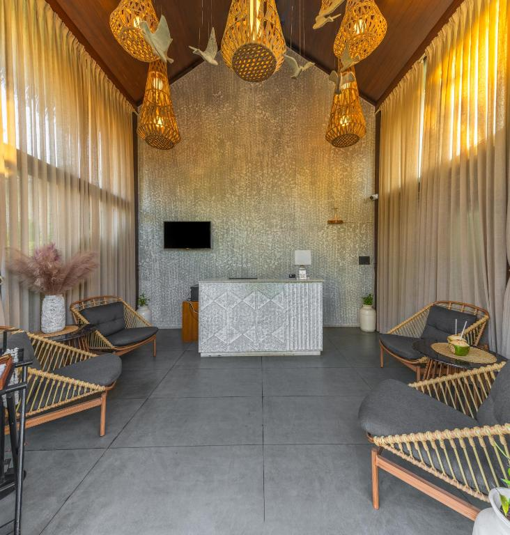 romeo lane the boutique resort