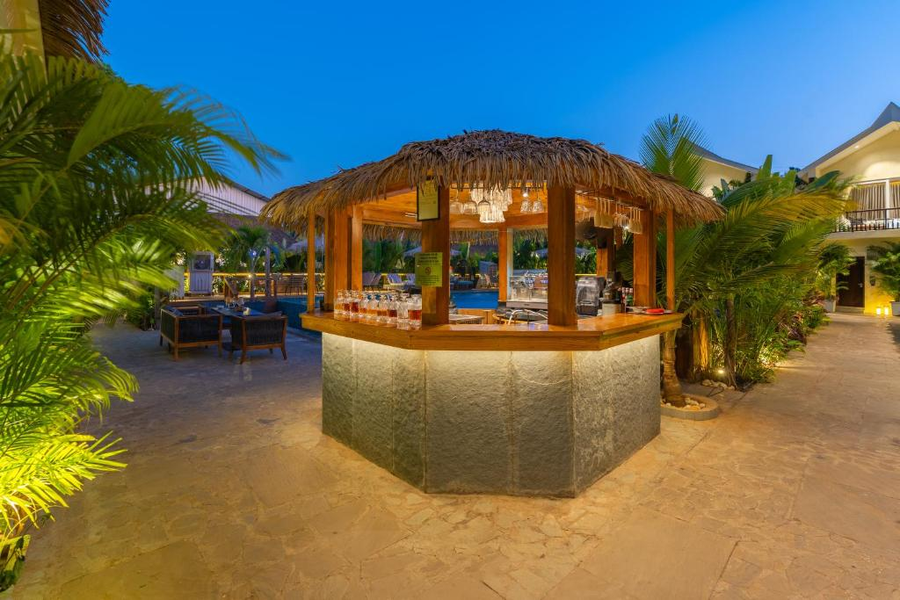romeo lane the boutique resort