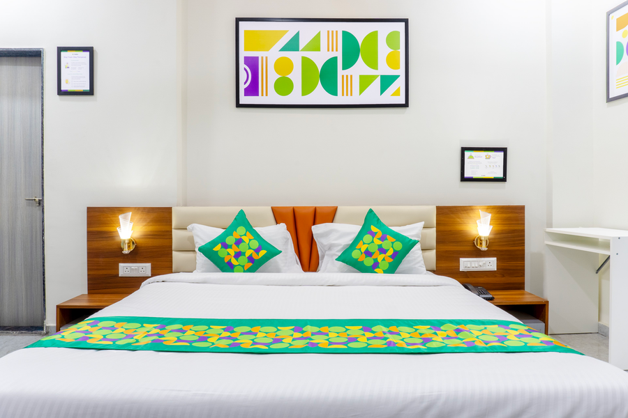 Treebo Aura Inn Regency,,3 star