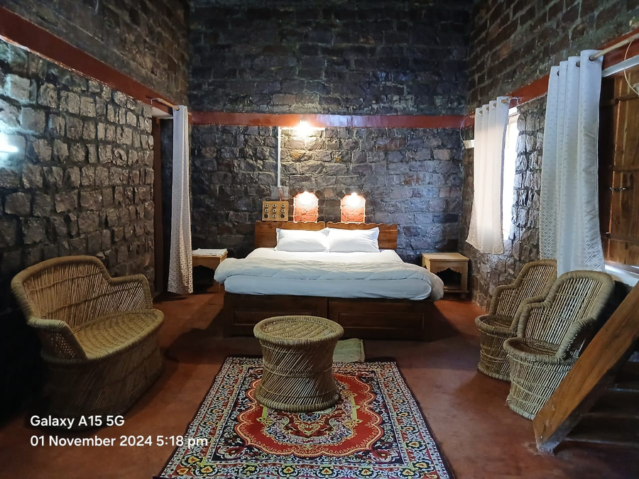 twins villa view home stay 02