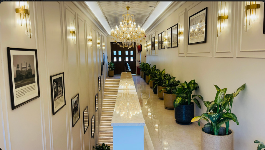 saltstayz autograph connaught place
