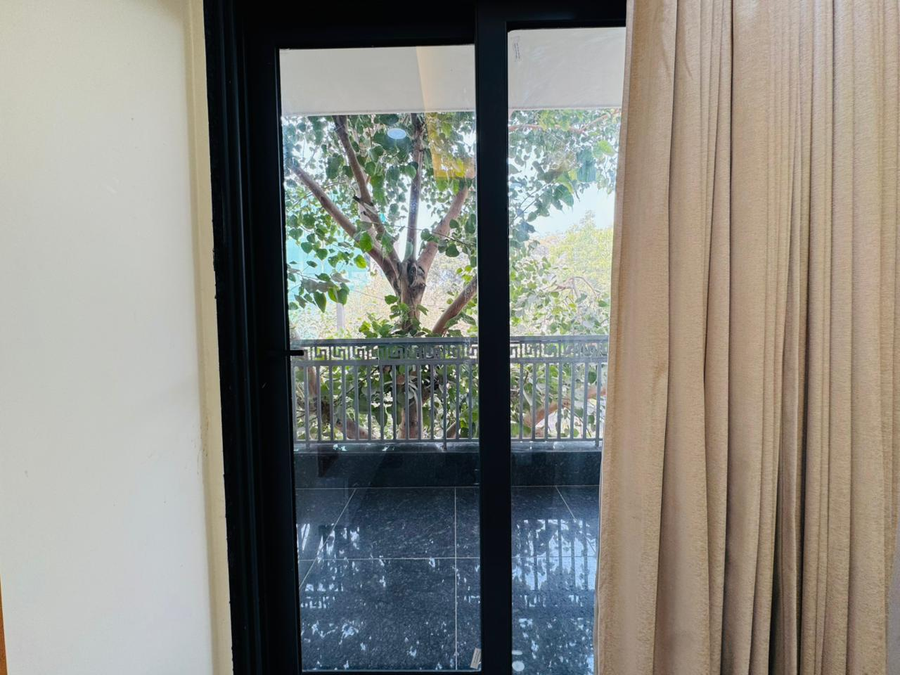 akshay premium suites