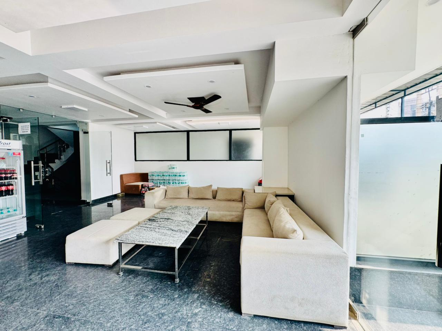 akshay premium suites