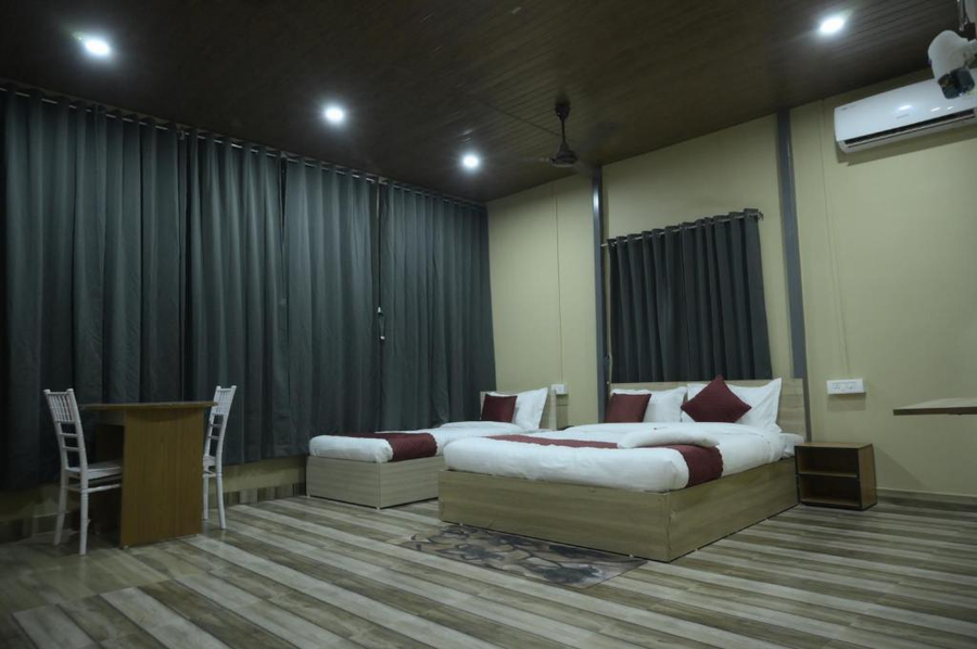 hotel pohor regency