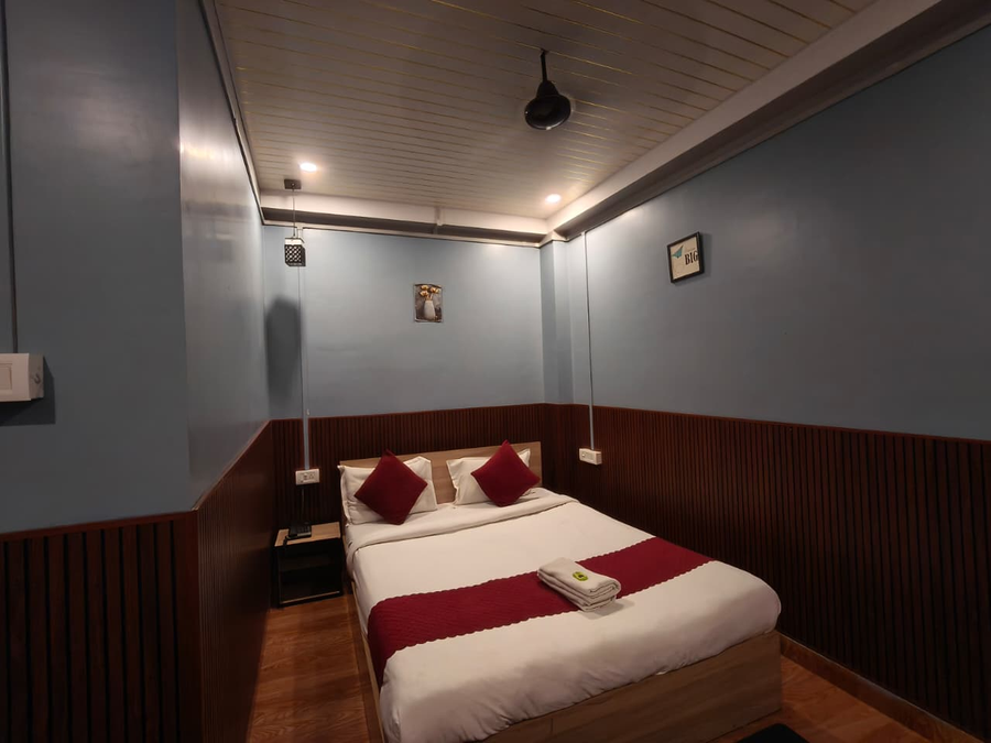 hotel pohor regency 10 minutes travel to kamakhya temple