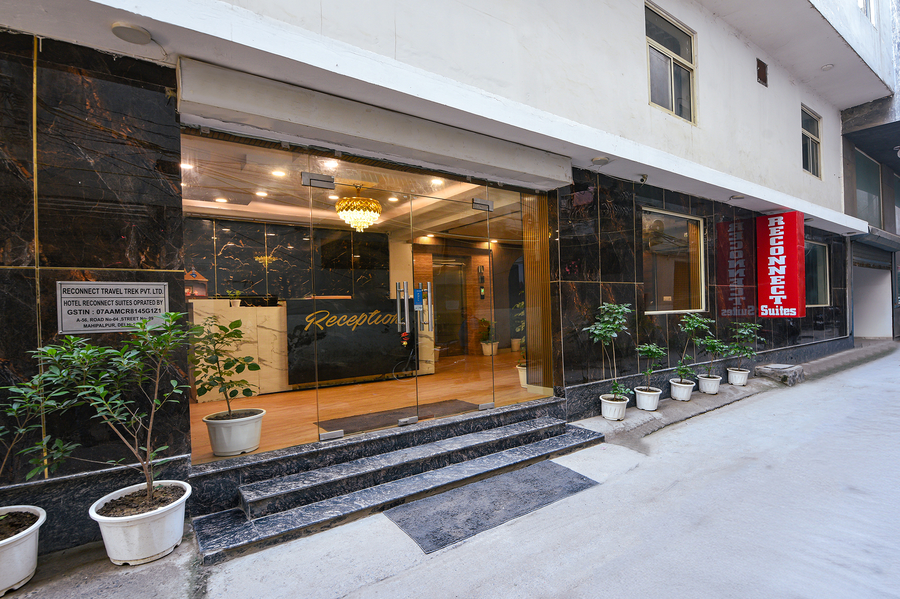 Reconnect Suites,,3 star