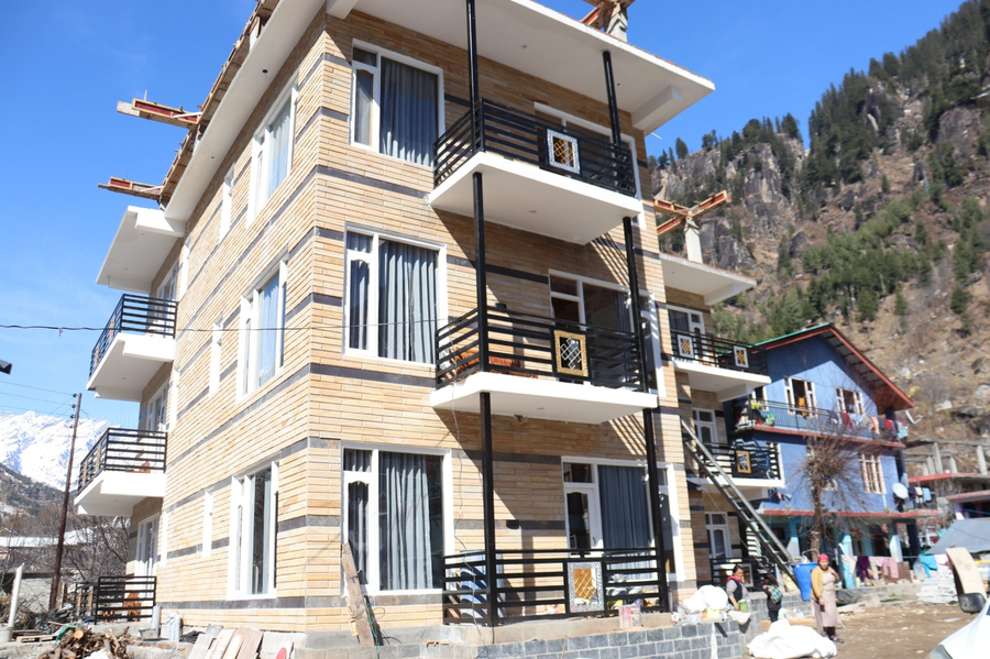 Hotel Mountain Blue,,3 star