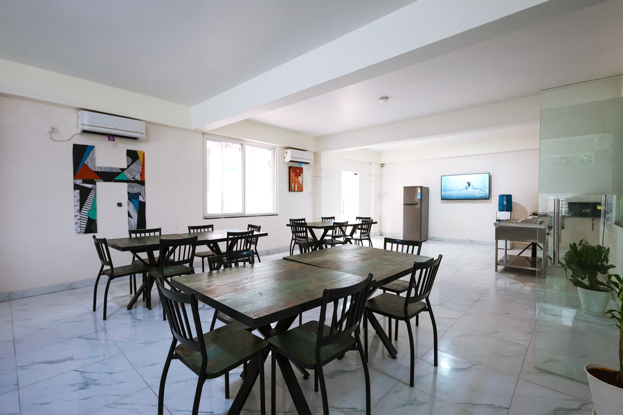 housr 50 luxury rooms kondapur near cyber tower
