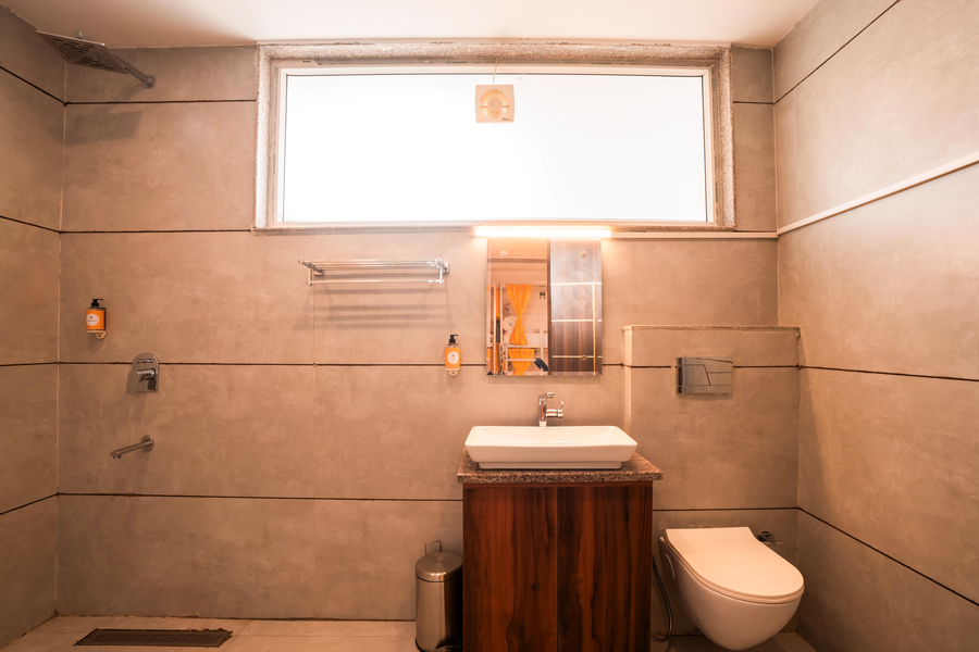 gostops plus gurugram baani square