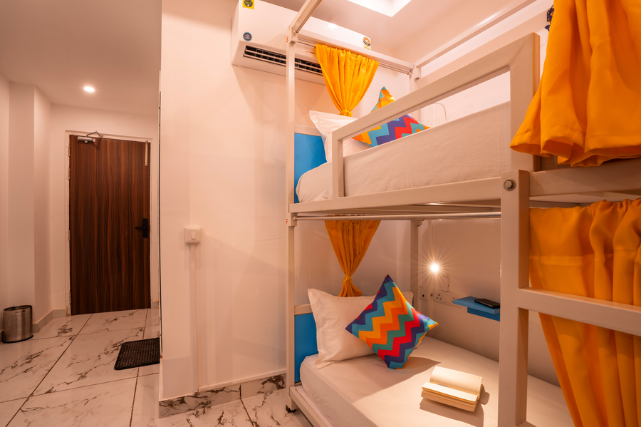 gostops plus gurugram baani square