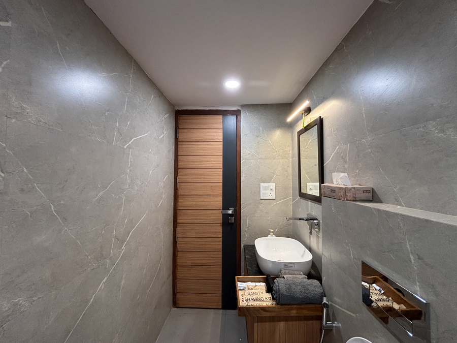 housr 43 gachibowli hyderabad near dlf cybercity