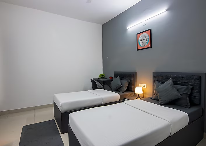 housr 43 gachibowli hyderabad near dlf cybercity
