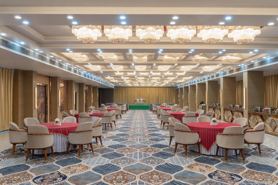 clarks inn express raj nagar extension