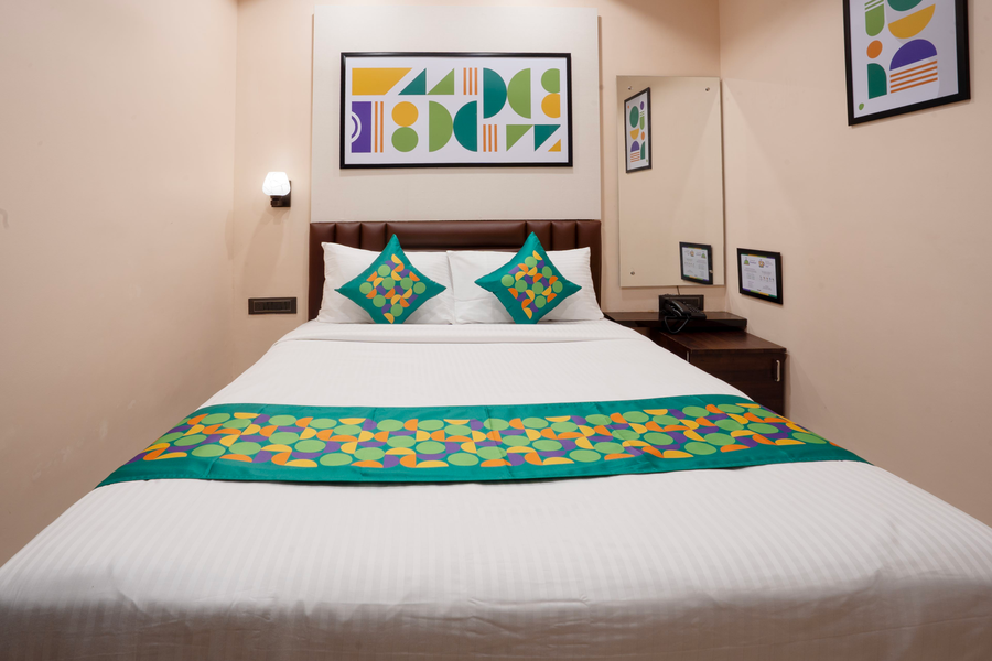 Treebo Airport Inn,,3 star