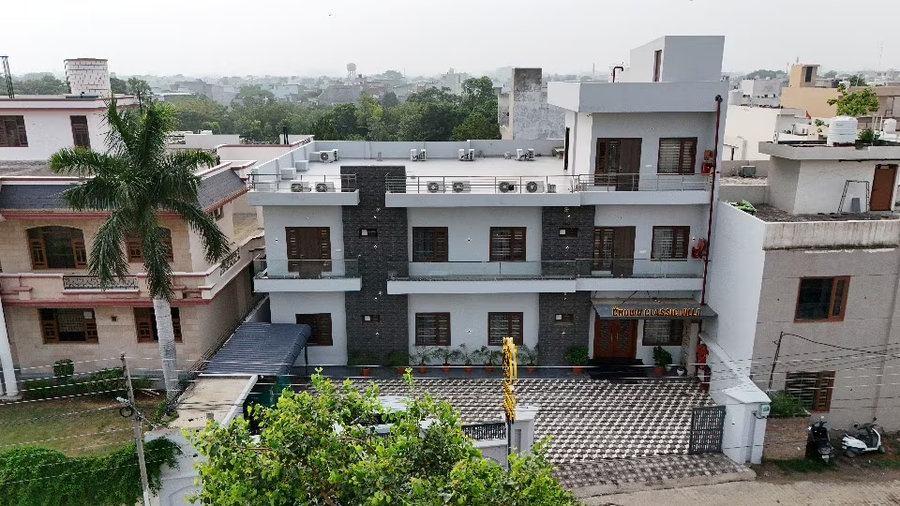 wishotel xpress crown classic villa