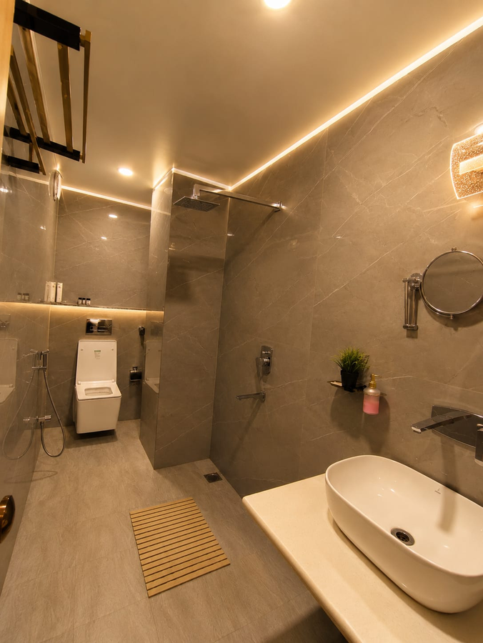 hotel kashi crown